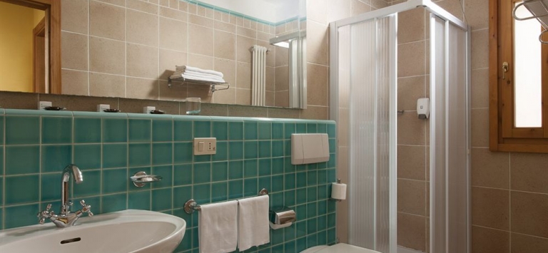 Imagen de la habitación del Hotel Ethra Reserve Valentino. Foto 4