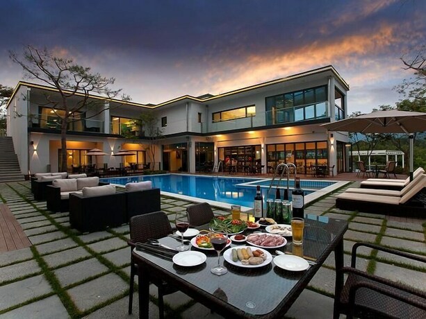 Imagen general del Hotel Ethren Resort. Foto 1