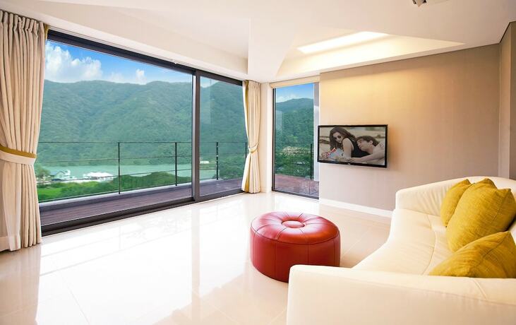 Imagen de la habitación del Hotel Ethren Resort. Foto 19