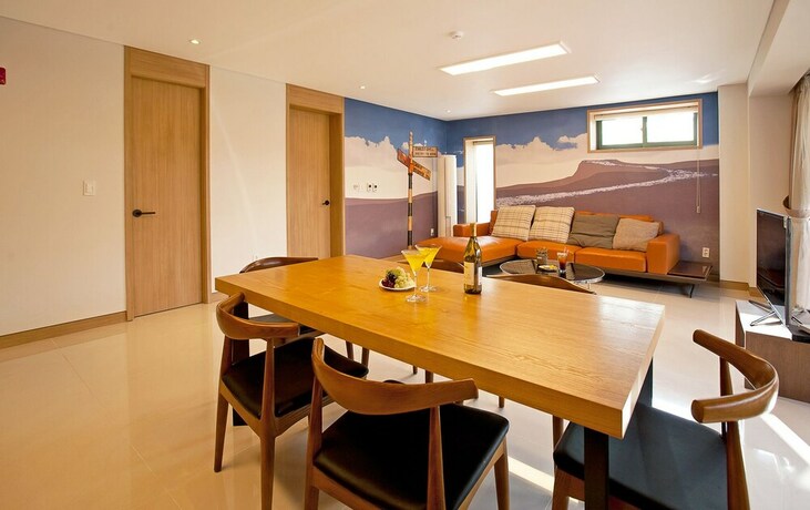 Imagen de la habitación del Hotel Ethren Resort. Foto 22