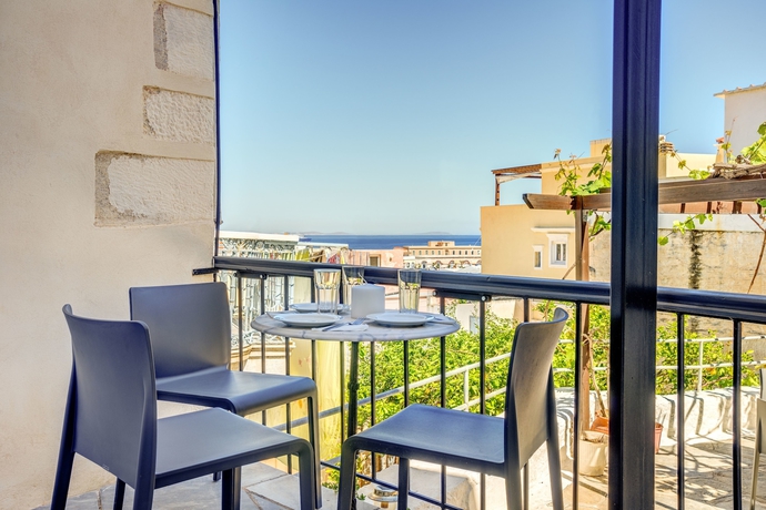 Imagen de la habitación del Hotel Ethrion. Foto 7