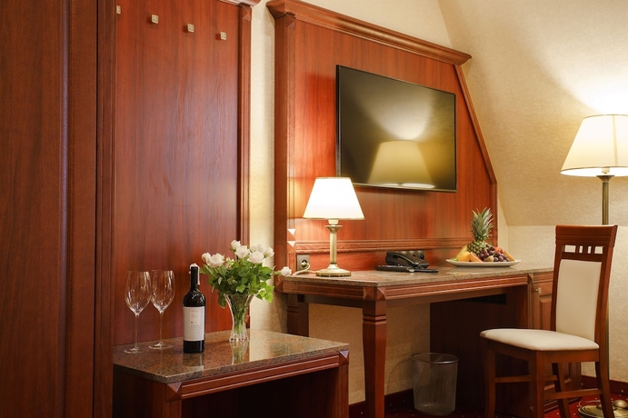 Imagen de la habitación del Hotel Etiuda. Foto 14