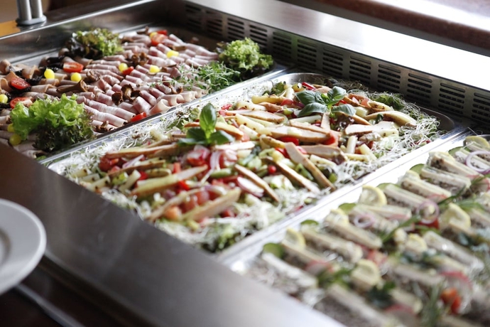 Imagen del bar/restaurante del Hotel Etiuda. Foto 3