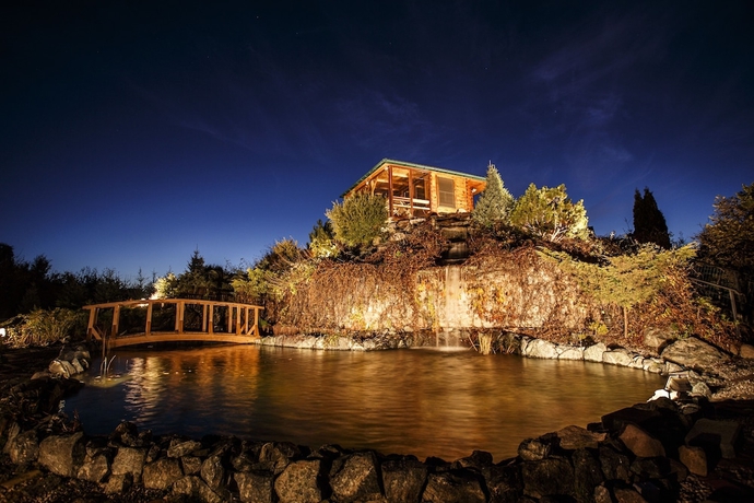 Imagen de los exteriores del Hotel Etiuda. Foto 17