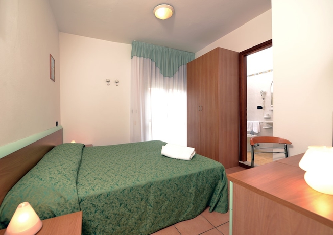 Imagen de la habitación del Hotel Etna, Lignano Sabbiadoro. Foto 16