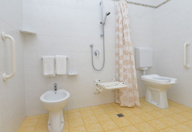 Imagen de la habitación del Hotel Etna, Lignano Sabbiadoro. Foto 18