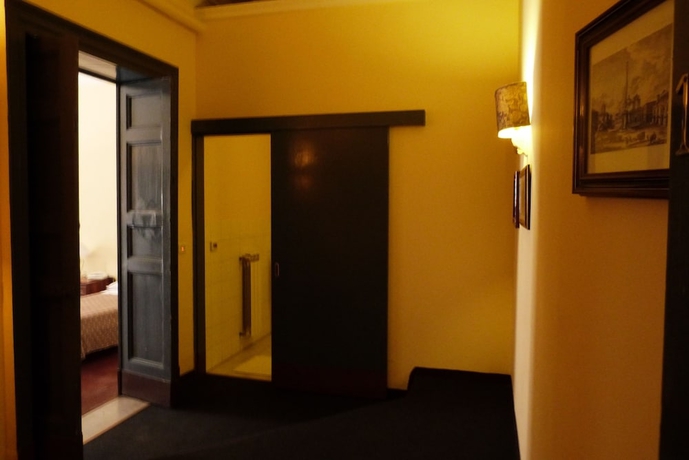 Imagen de la habitación del Hotel Etnea 316. Foto 6