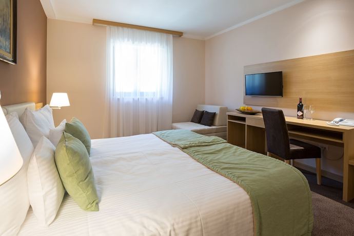 Imagen de la habitación del Hotel Etno apartmani Vrdnička kula. Foto 15