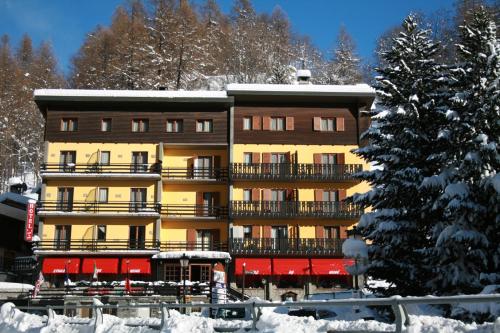 Imagen general del Hotel Etoile De Neige, Valtournenche. Foto 6