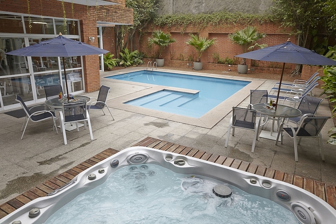 Imagen de la piscina del Hotel Etoile Hotels Jardins. Foto 19
