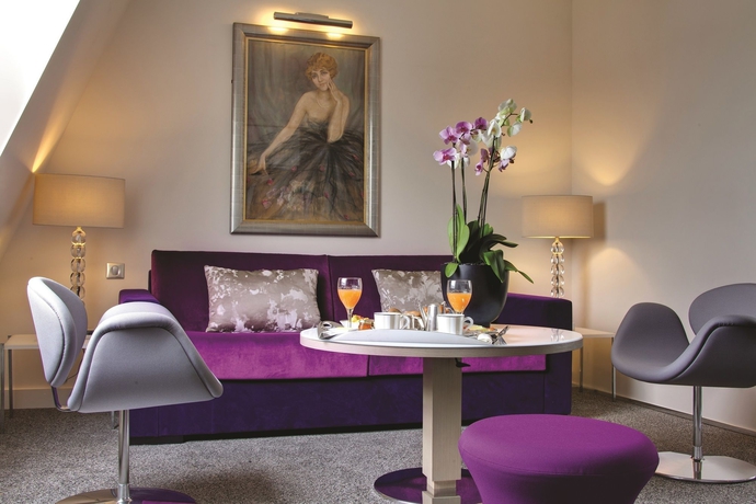 Imagen de los interiores del Hotel Etoile Maillot. Foto 8