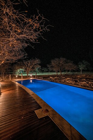 Imagen general del Hotel Etosha Oberland Lodge l Ondili. Foto 8