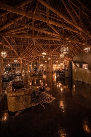 Imagen general del Hotel Etosha Oberland Lodge l Ondili. Foto 12