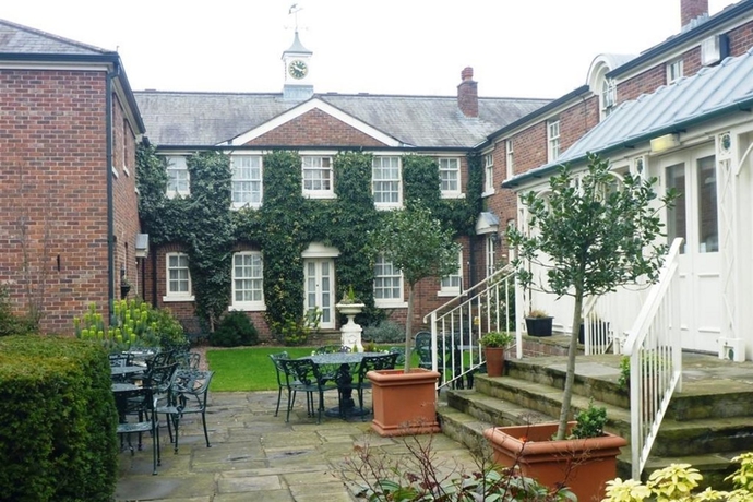 Imagen general del Hotel Etrop Grange. Foto 2