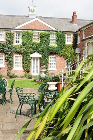 Imagen general del Hotel Etrop Grange. Foto 4