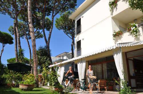 Imagen de la habitación del Hotel Etruria, Forte de Marmi. Foto 2
