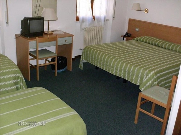 Imagen de la habitación del Hotel Etruria, Orvieto Scalo. Foto 4