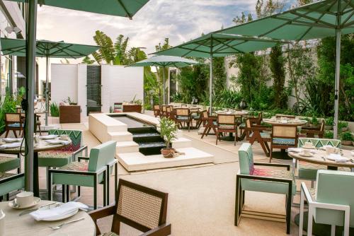Imagen del bar/restaurante del Hotel Ette, Orlando. Foto 2