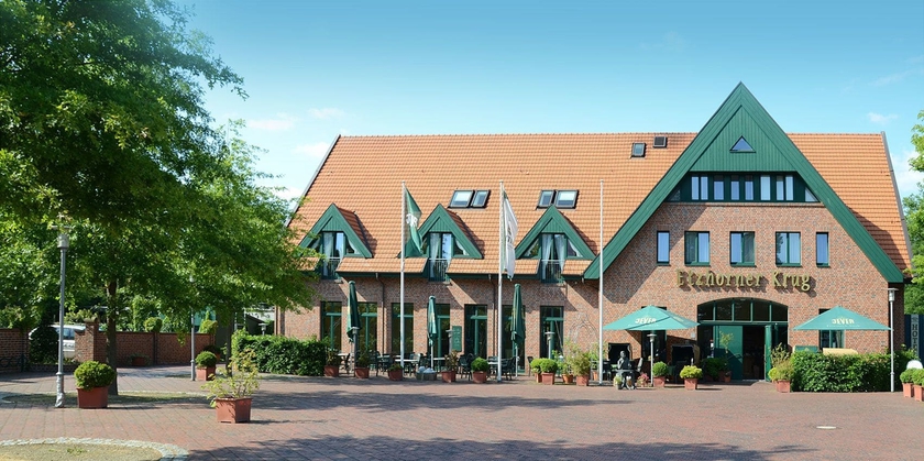 Imagen de los exteriores del Hotel Etzhorner Krug. Foto 7