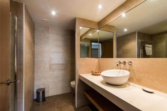 Imagen de la habitación del Hotel Eu Bahia Pollen&ccedil;a. Foto 4