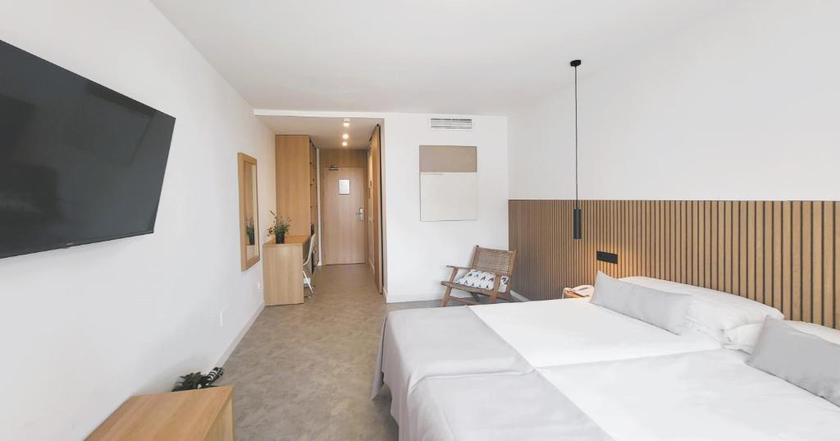 Imagen de la habitación del Hotel Eu Bahia Pollen&ccedil;a. Foto 6