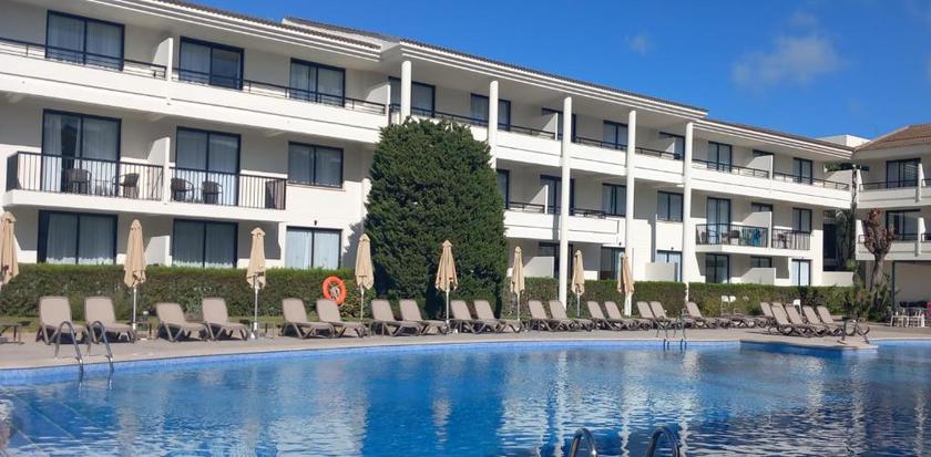 Imagen de la piscina del Hotel Eu Bahia Pollen&ccedil;a. Foto 18