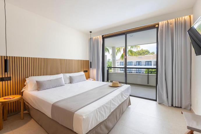 Imagen de la habitación del Hotel Eu Bahia Pollen&ccedil;a. Foto 10