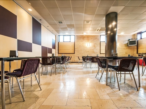 Imagen del bar/restaurante del Hotel Euba. Foto 3