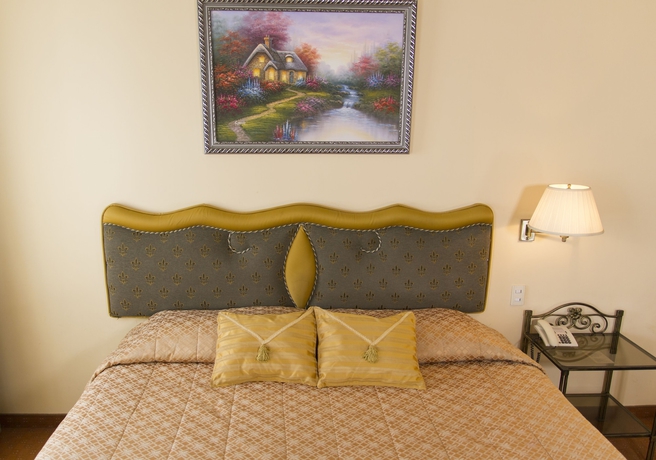 Imagen de la habitación del Hotel Eugenia. Foto 10