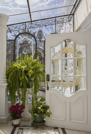 Imagen de los interiores del Hotel Eugenia. Foto 16