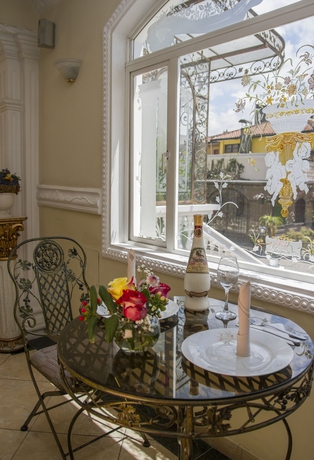 Imagen del bar/restaurante del Hotel Eugenia. Foto 5