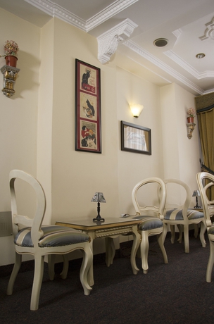 Imagen del bar/restaurante del Hotel Eugenia. Foto 6