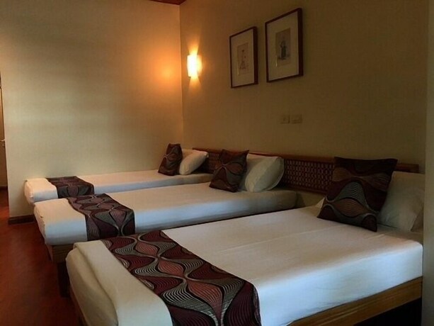 Imagen de la habitación del Hotel Eugenio Lopez Center. Foto 9