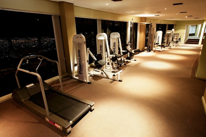 Imagen de los interiores del Hotel Eugenio Lopez Center. Foto 11