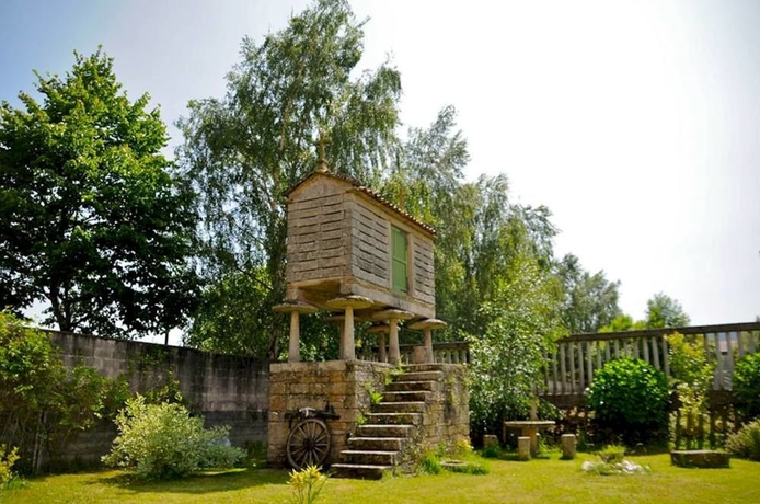 Imagen de los exteriores del Hotel Eumesa. Foto 11