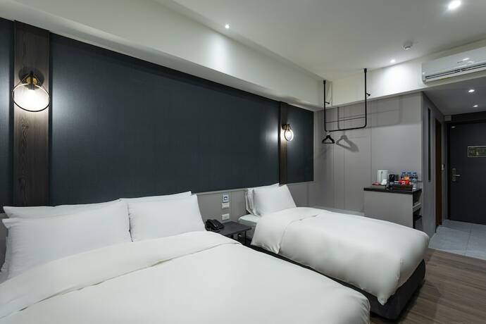 Imagen de la habitación del Hotel Euphemia. Foto 16