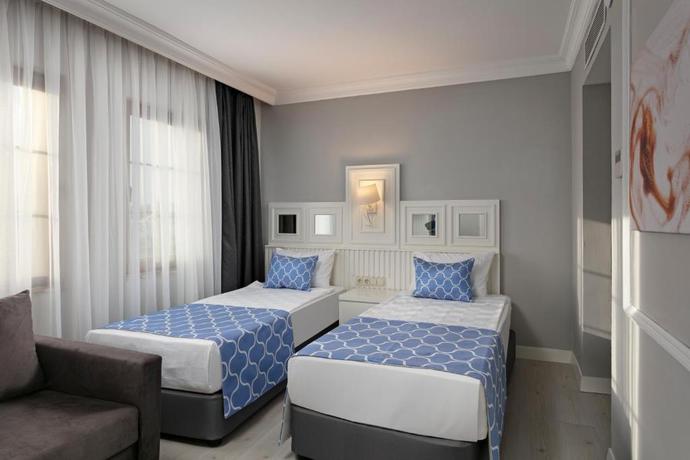 Imagen general del Hotel Euphoria Barbaross Beach Resort. Foto 11