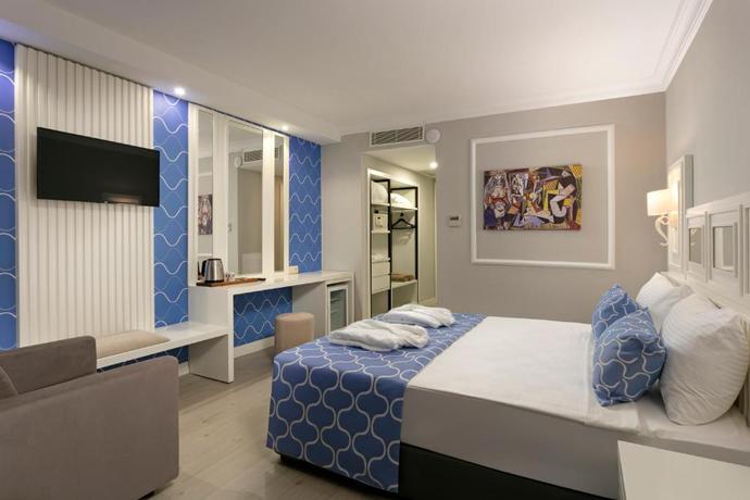 Imagen general del Hotel Euphoria Barbaross Beach Resort. Foto 16