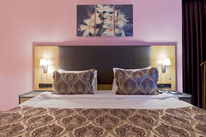 Imagen de la habitación del Hotel Euphoria Batumi. Foto 11