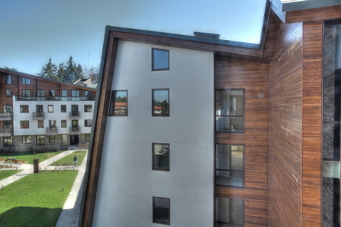 Imagen de los exteriores del Hotel Euphoria Club and Resort. Foto 9