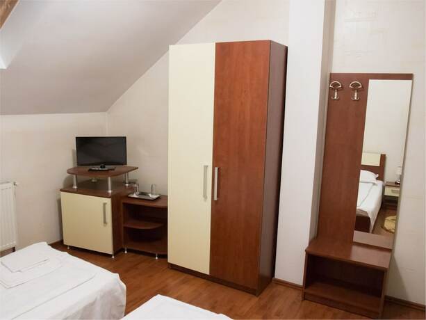 Imagen de la habitación del Hotel Euphoria, Craiova. Foto 17