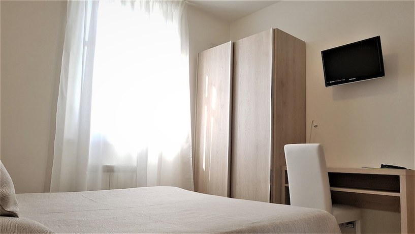 Imagen de la habitación del Hotel Eura. Foto 18