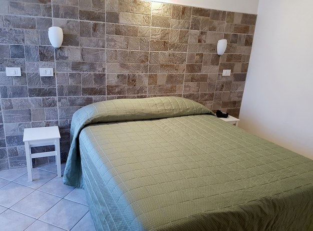 Imagen de la habitación del Hotel Eura. Foto 19