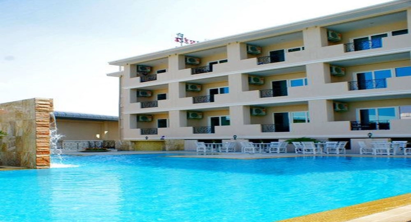 Imagen de la piscina del Hotel Eurasia Boutique. Foto 14