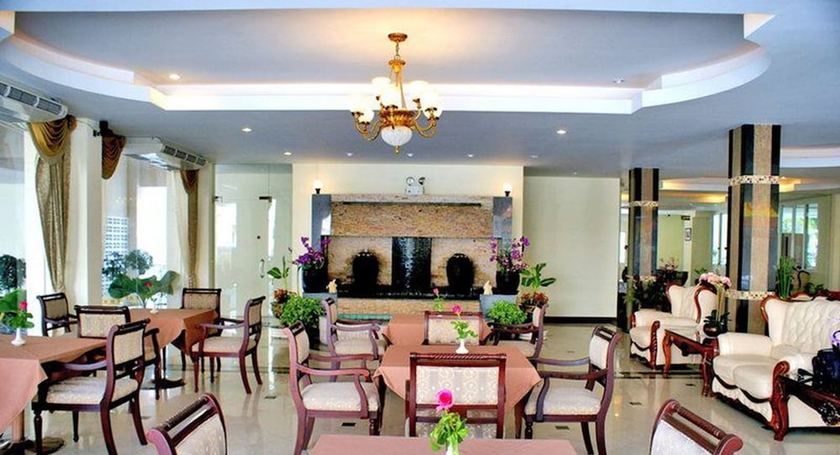 Imagen del bar/restaurante del Hotel Eurasia Boutique. Foto 3
