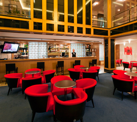 Imagen del bar/restaurante del Hotel Eurasia Business Hotel. Foto 4