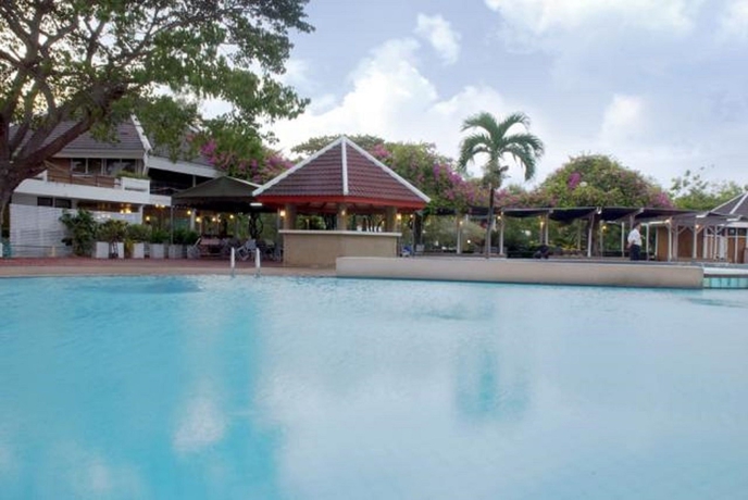 Imagen de la piscina del Hotel Eurasia Cha-am Lagoon. Foto 14