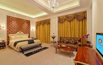 Imagen de la habitación del Hotel Eurasia Convention International. Foto 11