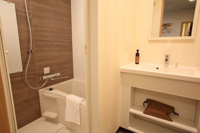 Imagen de la habitación del Hotel Eurasia Maihama Annex. Foto 9