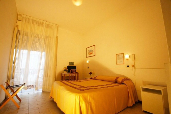Imagen de la habitación del Hotel Eureka, Rimini. Foto 7